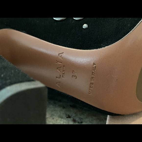 Alaia Suede Studded Ankle Boots Shoes size 37! - Picture 6 of 6